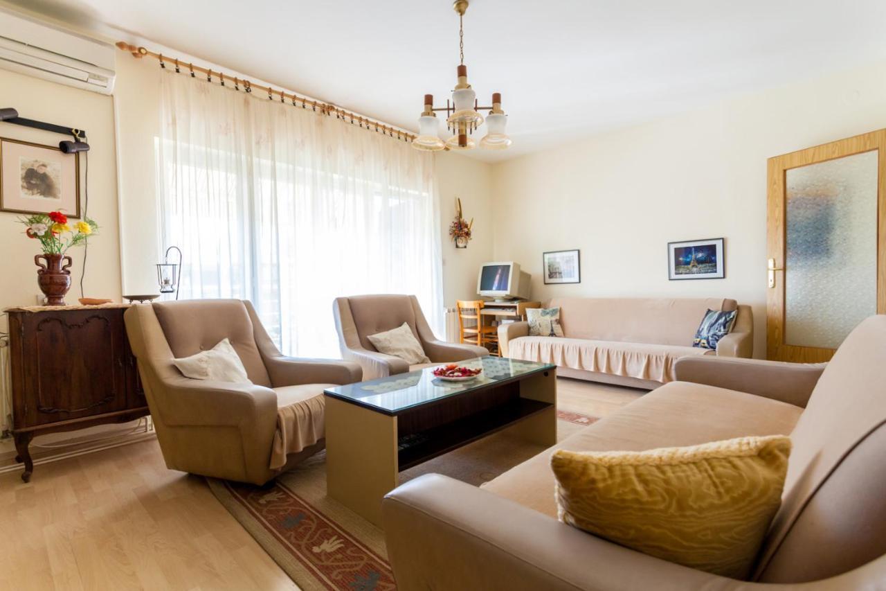 Apartment Maria Малинска Екстериор снимка